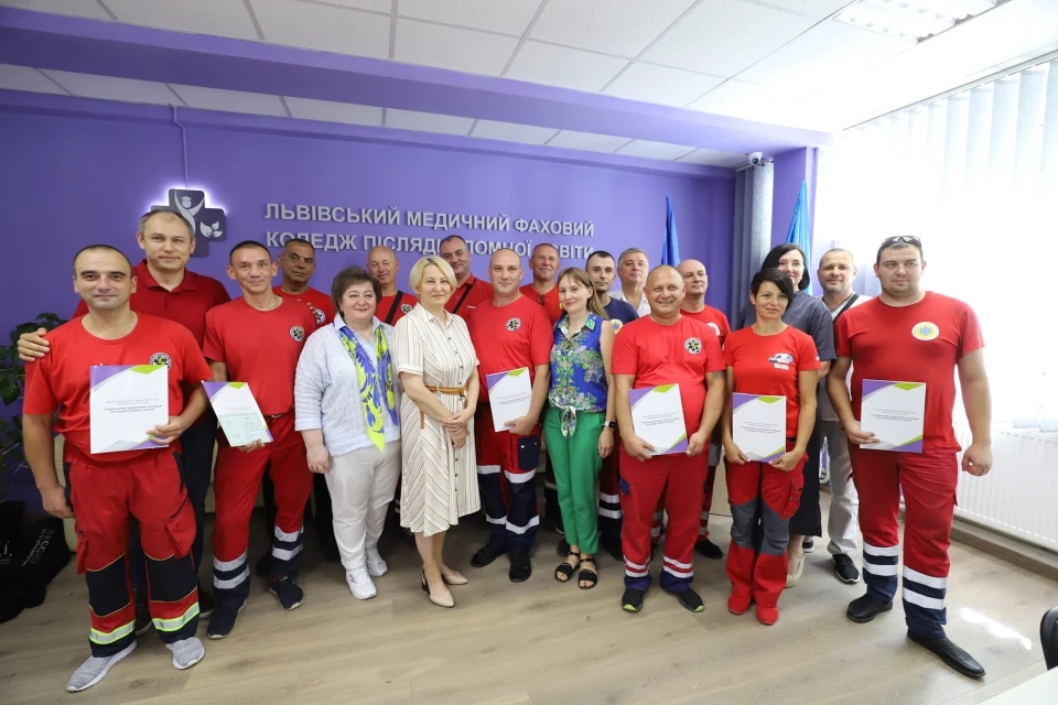 випуск екстрених медичних техніків