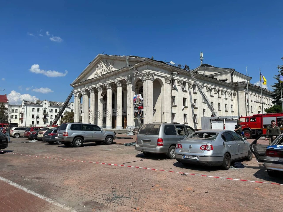Ракетний удар по центру Чернігова 19 серпня