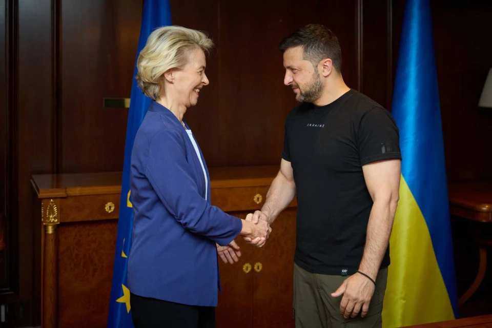 Зеленський зустрівся в Афінах з Урсулою фон дер Ляєн
