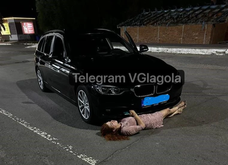 Жінка, в ввто якої знайшли ікону та ухилянта