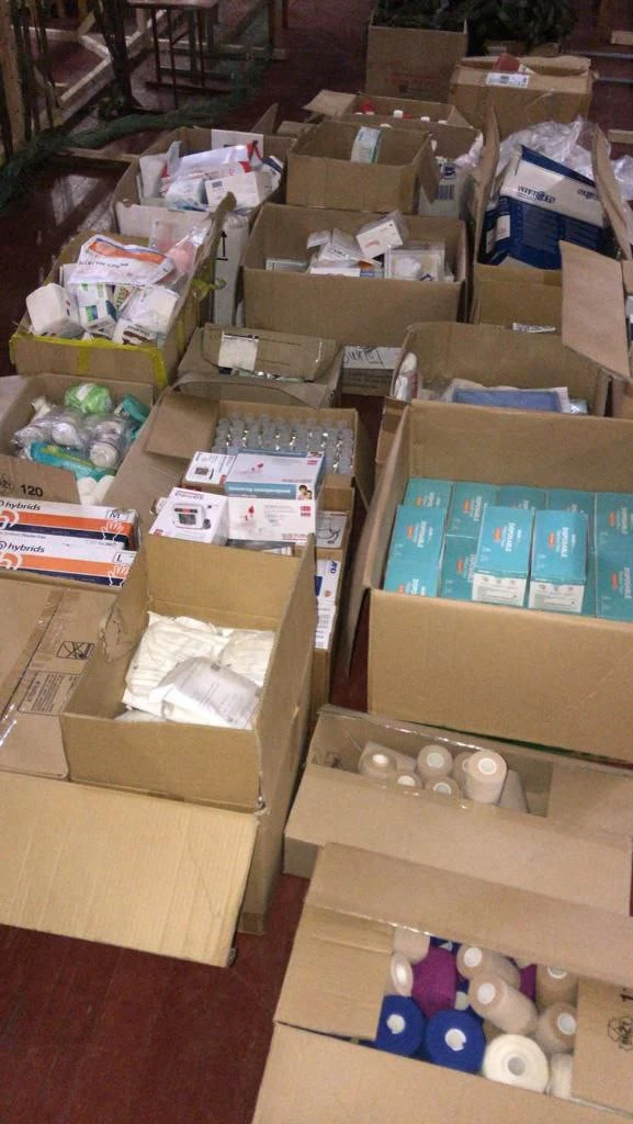 Продавав гуманітарну допомогу для Ірпеня: поліція викрила псевдоволонтера