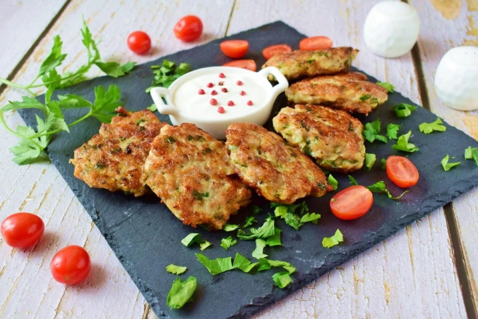 рецепт курячих котлет з сиром та майонезом
