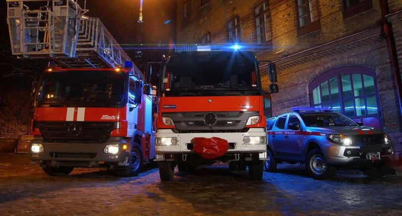 рятувальники