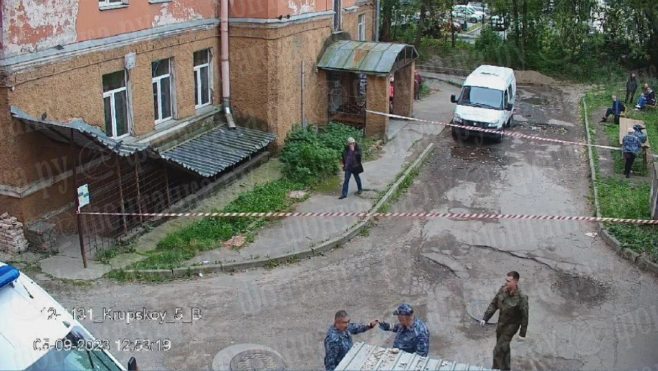 світ, Росія, Санкт-Петербург, вибух ,військкомат, бомбосховище