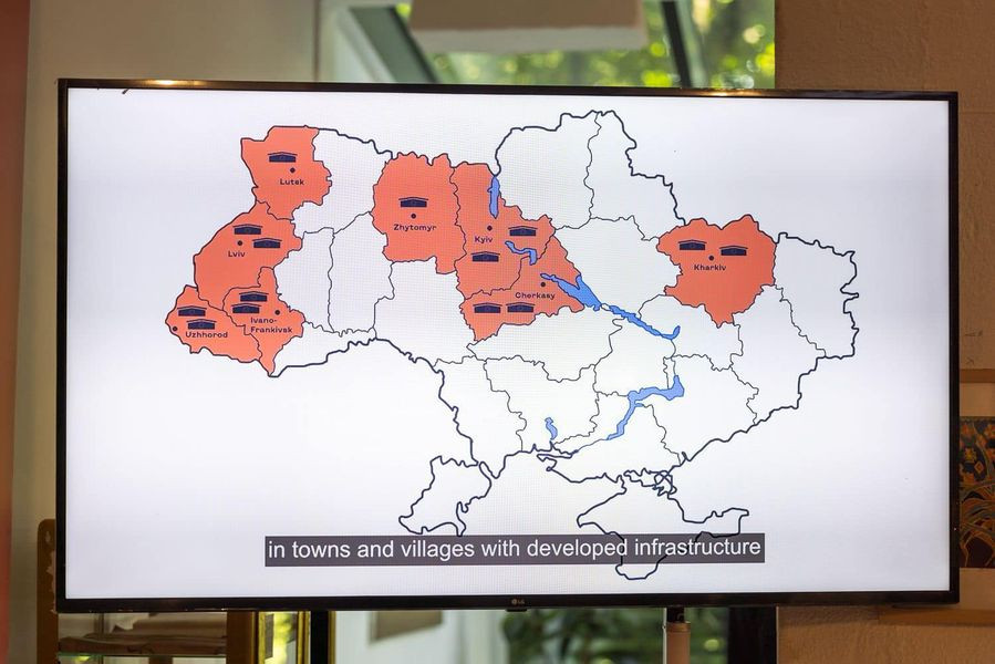 будинки для прийомних дітей, Прикарпаття