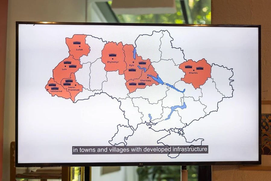 будинки для прийомних дітей, Прикарпаття