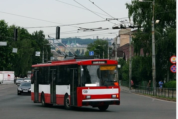 тролейбус у Тернополі