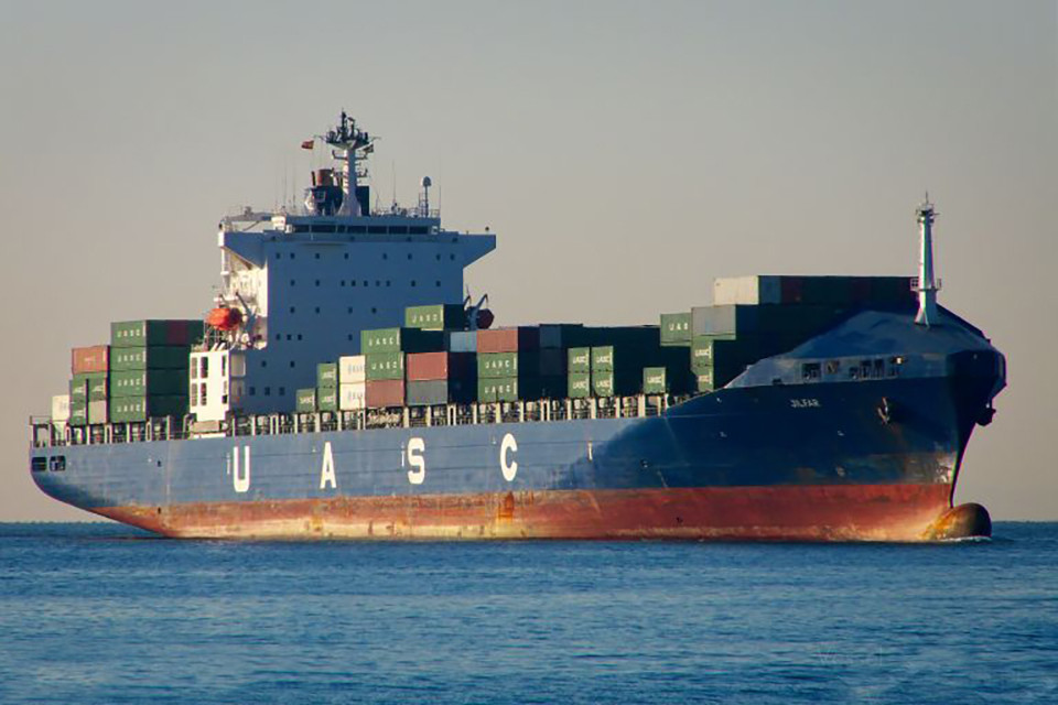 Найбільший у світі контейнерний перевізник MSC планує маршрут в обхід Ормузької протоки