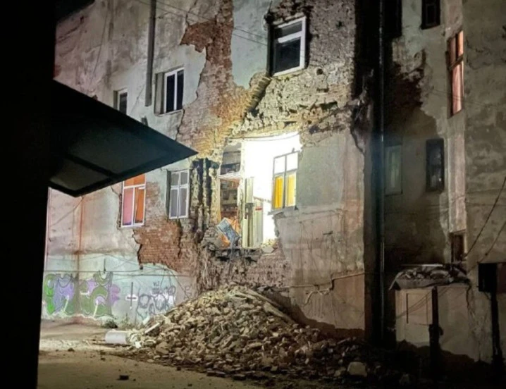 обвал будинку у Чернівцях