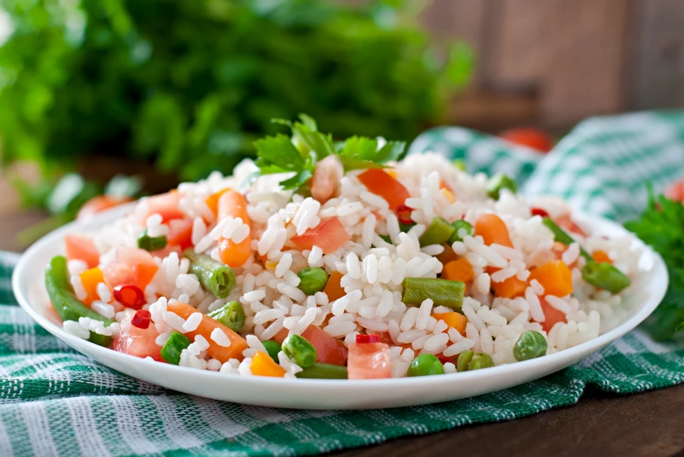 Как приготовить рис с овощами: ТОП-5 рецептов