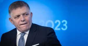 Роберт Фицо Роберт Фицо