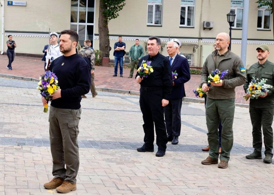 Боррель прибув до Києва та вшанував полеглих захисників України
