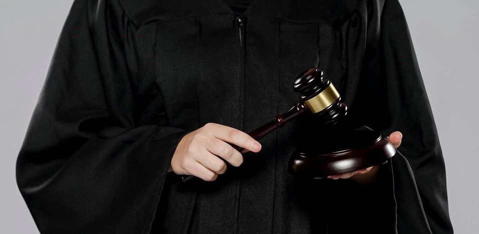 суддя_суддівська мантія