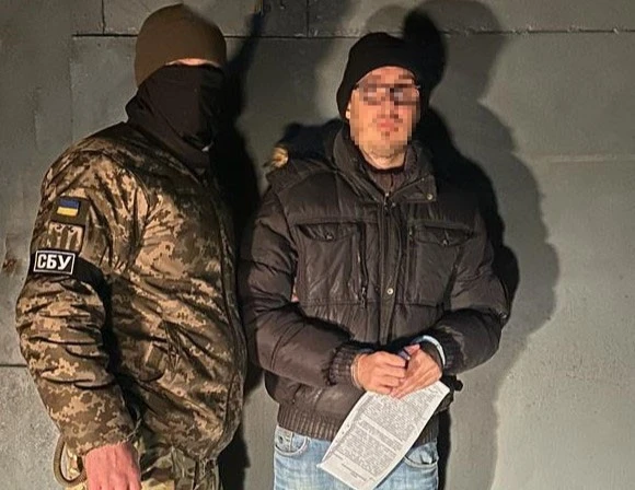 прокремлівський агітатор