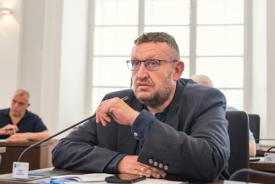 Петро Адамик