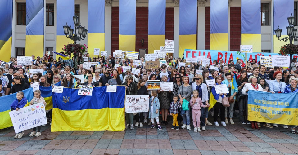 мітинг в Одесі проти неадекватних бюджетних витрат