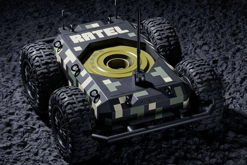 Наземний робот-камікадзе Ratel S