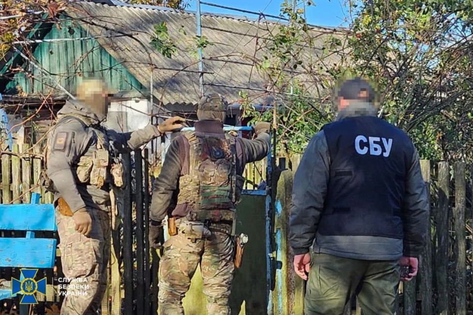 На Вінничині чоловік коригував удари РФ по об’єктах Укрзалізниці: його підозрюють у держзраді