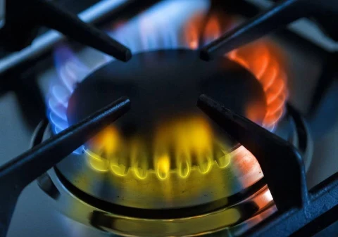 жовте полум'я газу