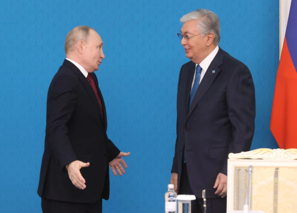 Володимир Путін та Касим-Жомарт Токаєв (праворуч)