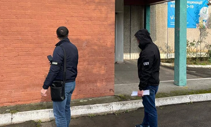 На Закарпатті впіймали члена ВЛК на хабарі
