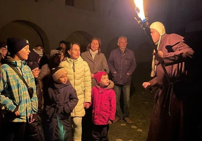 вечірня екскурсія у Паланку