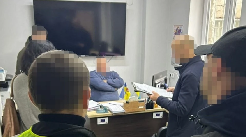 затриманий на хабарі голова ВЛК у Чернівцях
