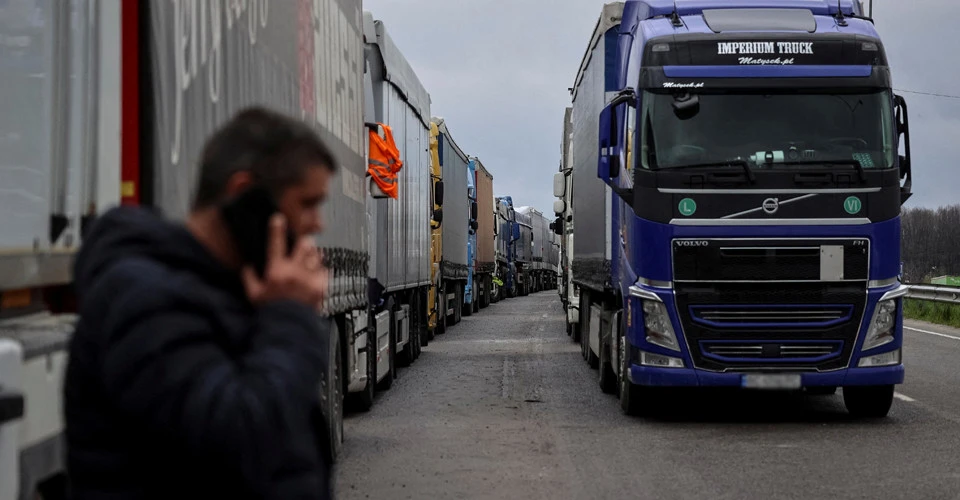 Польські протестувальники блокують рух вантажівок у двох пунктах пропуску