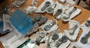 Прикраси з діамантами та годинники Rolex на 12 млн грн Прикраси з діамантами та годинники Rolex на 12 млн грн
