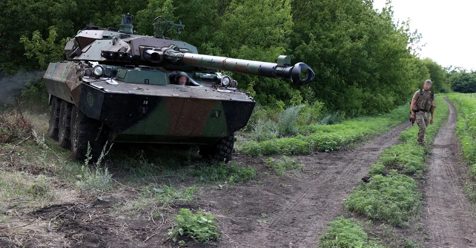танк AMX-10 RC