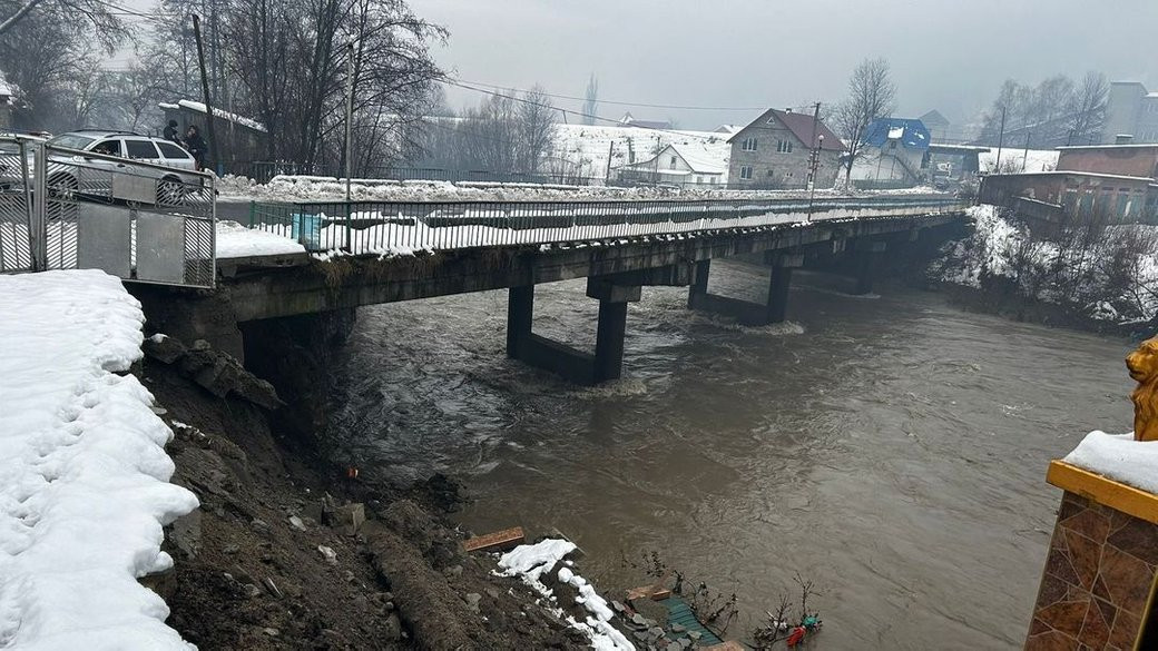 міст на Закарпатті