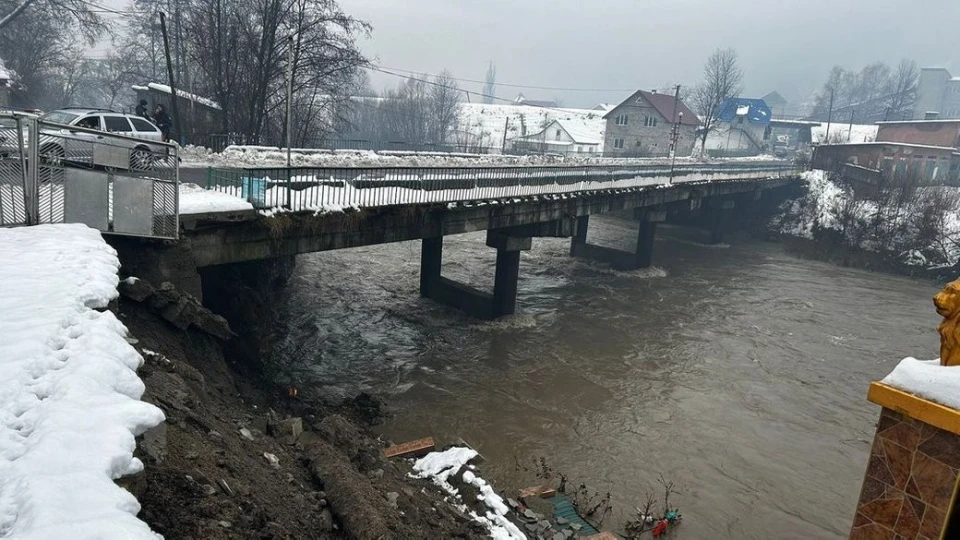 міст на Закарпатті