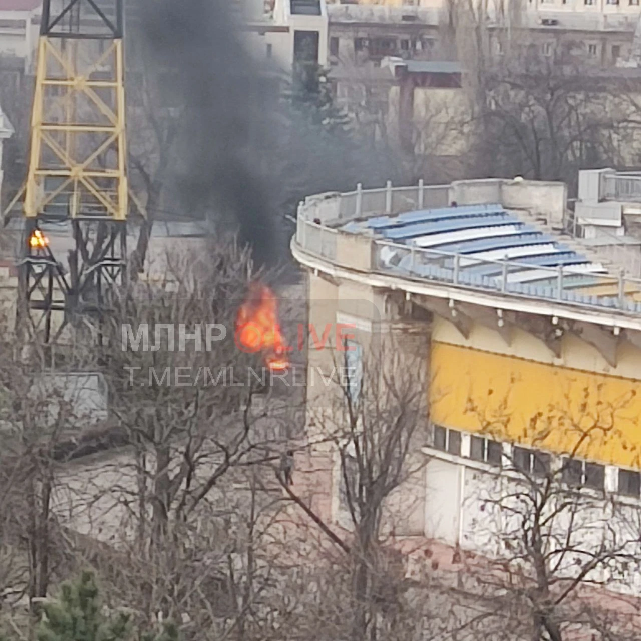 Автомобіль колаборанта Попова після підриву Автомобіль колаборанта Попова після підриву