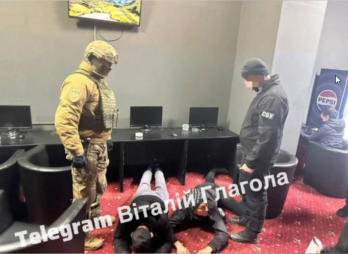 обшуки у нелегальних гральних закладах Ужгорода
