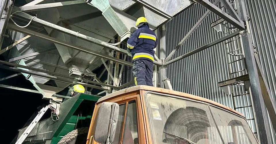 На одному з підприємств Тернопільщини у бункері з відходами загинув працівник