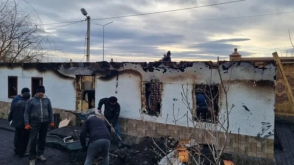 пожежа в будинку, де мешкає митрополит Лонгин.