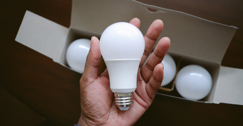 LED лампа
