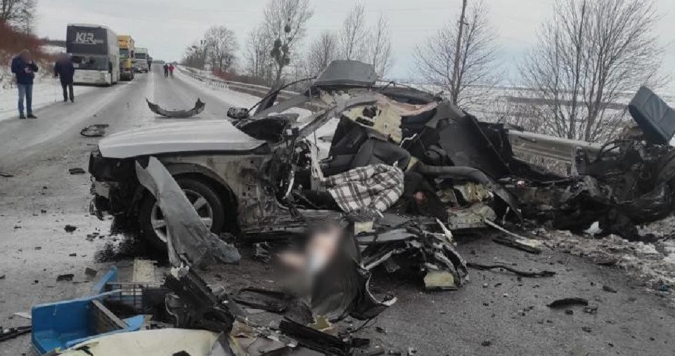 ДТП між селами Червоне та Велика Вільшаниця Золочівського району
