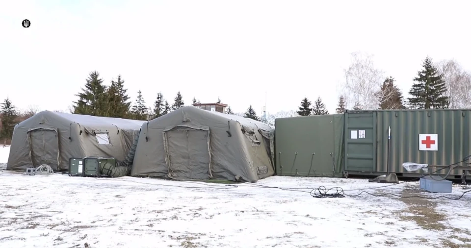 Українські прикордонники отримали від Нідерландів мобільний польовий шпиталь