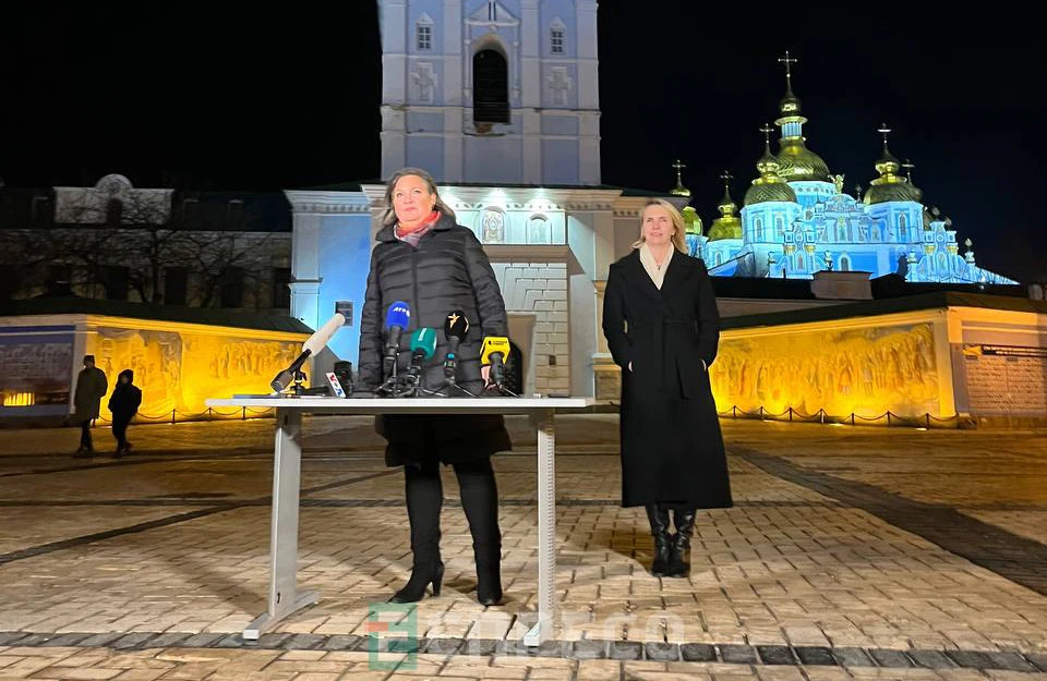 Вікторія Нуланд і Бріджит Брінк