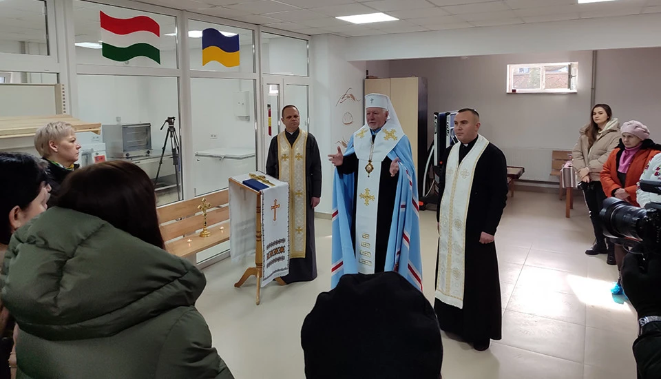 У Франківську відкрили соціальну пекарню за підтримки Угорщини