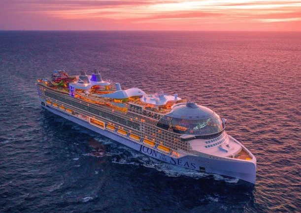 На фото: Icon of the Seas