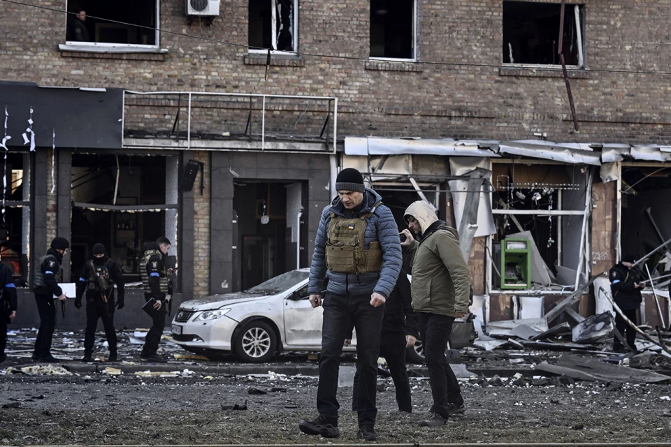 зруйнований дім у Києві