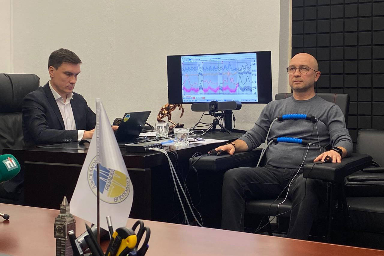 Колишній керівник департаменту військово-технічної політики Міноборони Олександр Лієв проходить детектор брехні