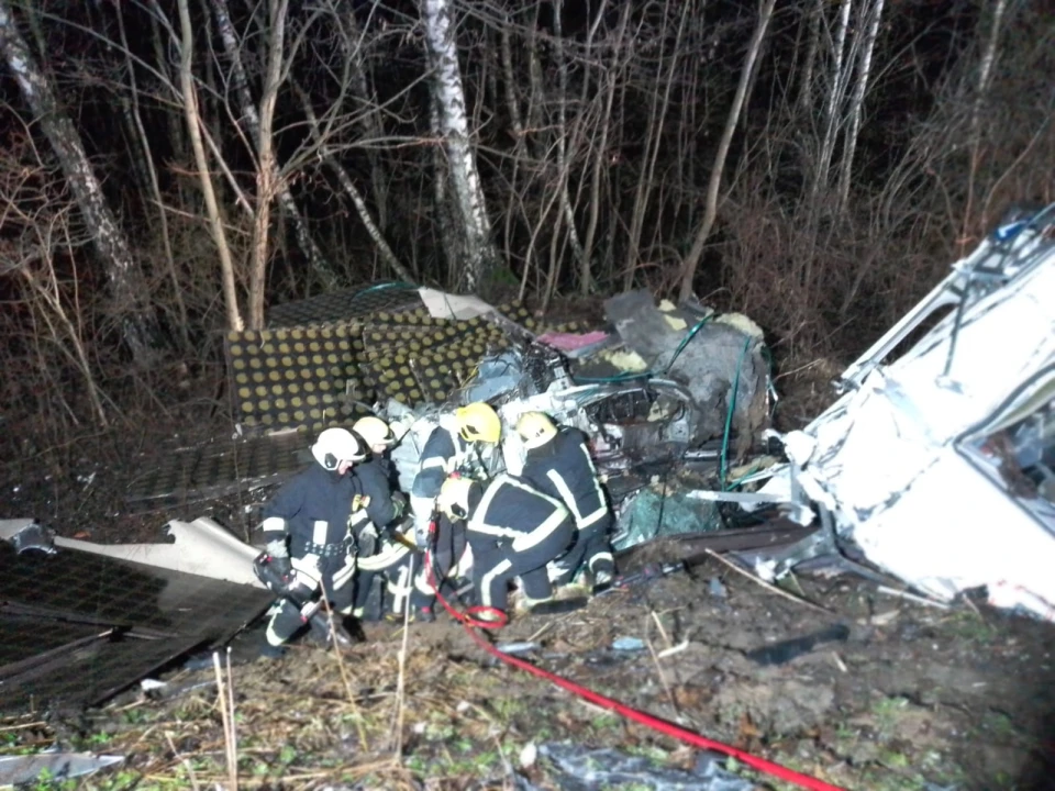 На Волині у ДТП з двома вантажівками загинули двоє людей