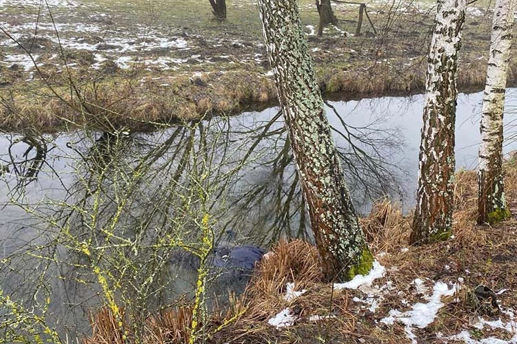 На Тернопільщині у річці знайшли тіло чоловіка