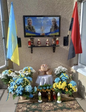 На Тернопільщині встановили меморіальну дошку двом захисникам