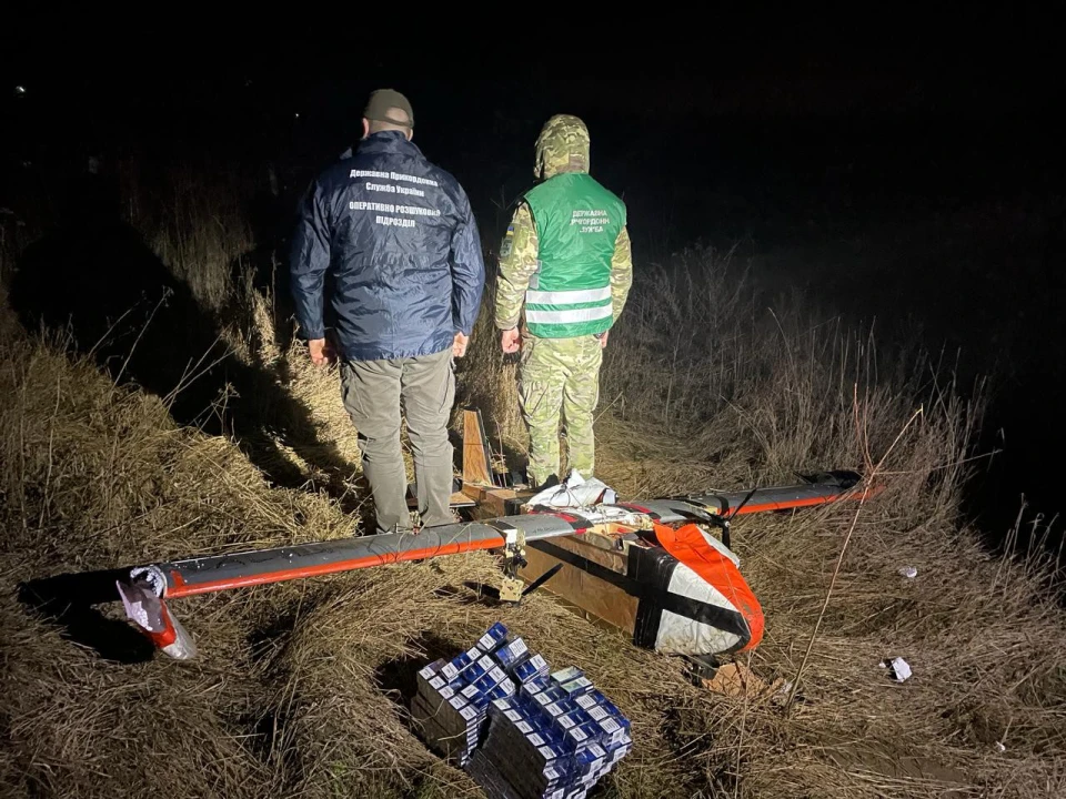 На Закарпатті прикордонники виявили саморобний безпілотний літак, який використовували для контрабанди