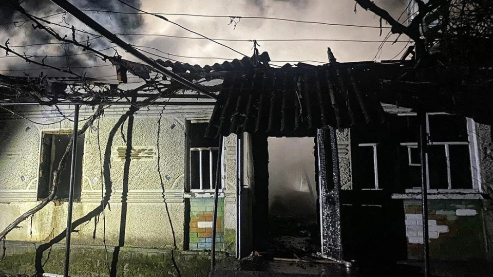 спалений будинок