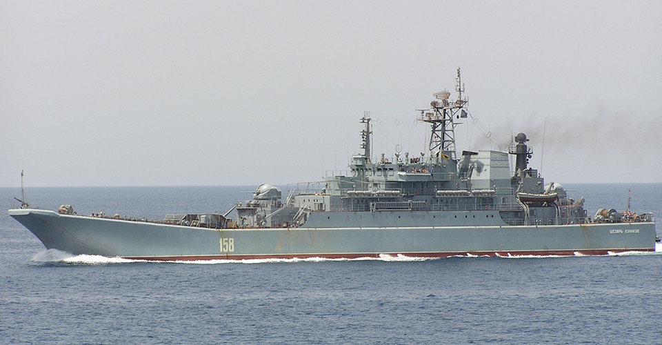 Могли знаходитись у Криму з декількох причин, - військовий експерт Якубець про десантні кораблі РФ, які вразили ГУР